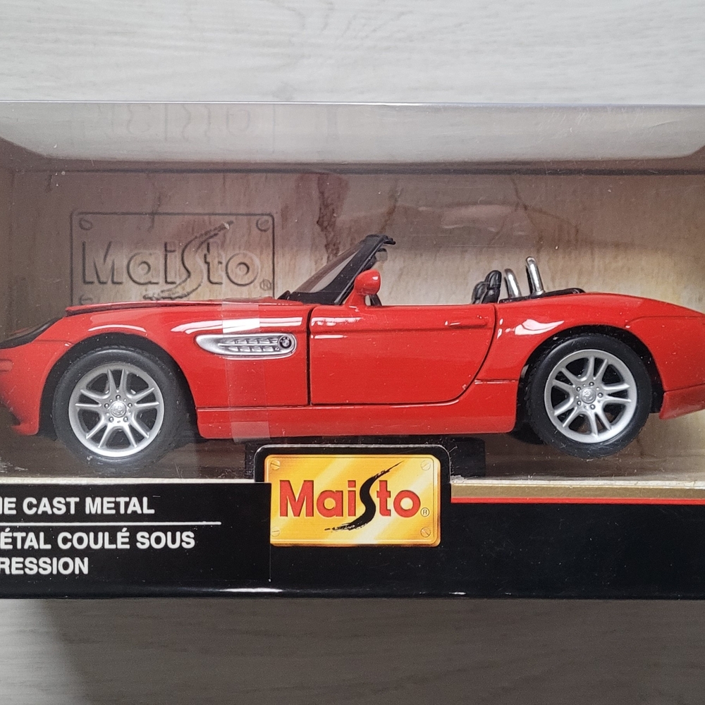 Vintage Maisto Special Edition - BMW Z8 1:24